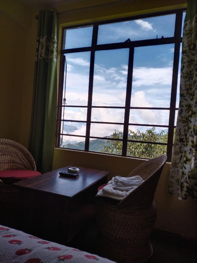 Hotel Himalaya Residency Kanchenjunga View Дарджилинг Экстерьер фото