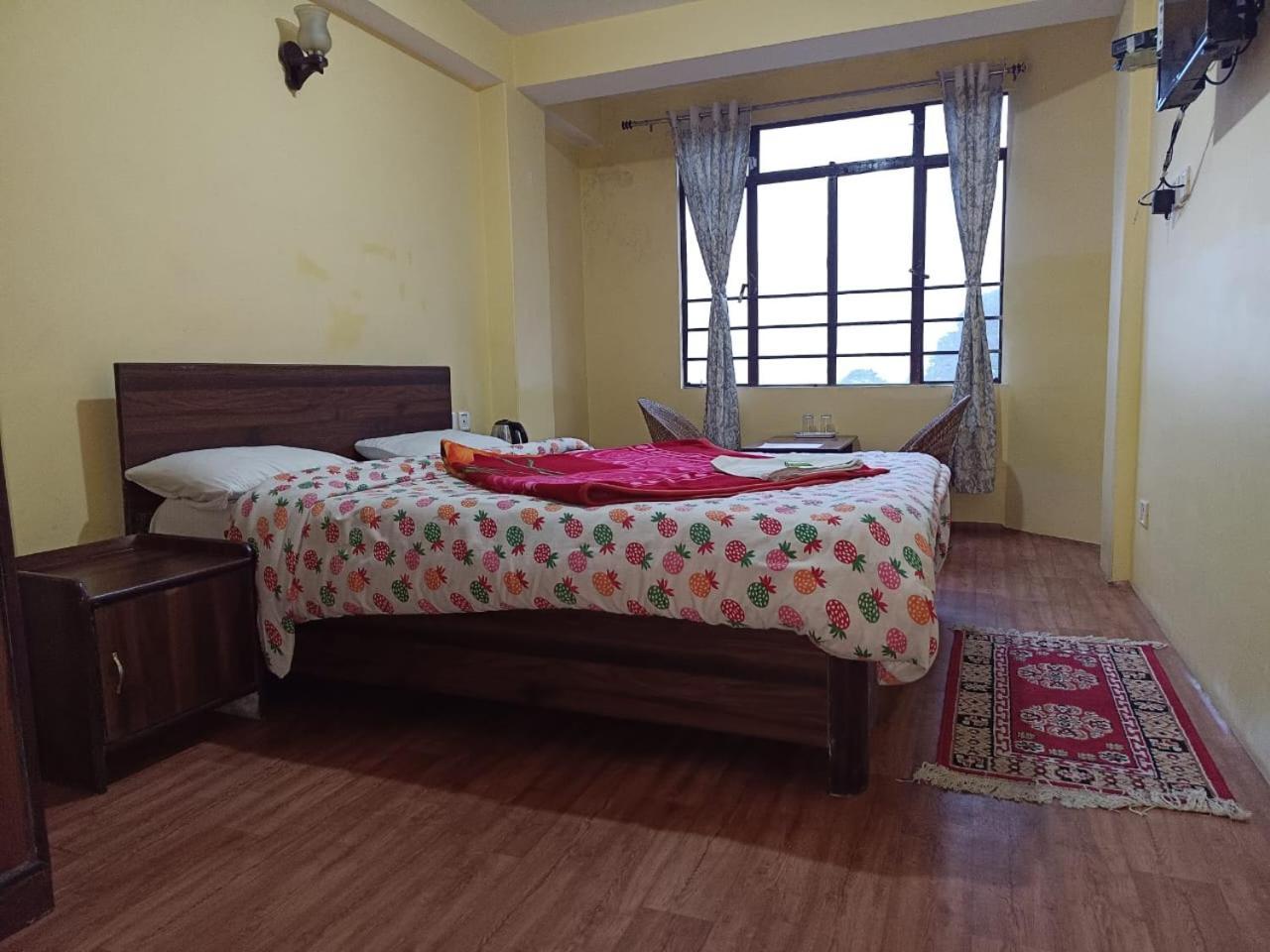 Hotel Himalaya Residency Kanchenjunga View Дарджилинг Экстерьер фото
